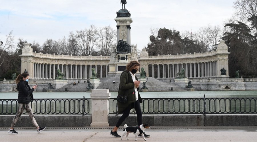 El Ayuntamiento de Madrid reabre parcialmente el parque del Retiro 